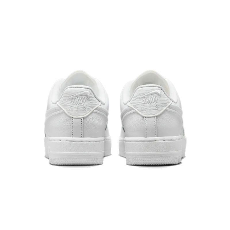รองเท้าผ้าใบหุ้มข้อต่ำกันลื่นส - Nike Shoes Air Force 1 บทวิจารณ์และราคา