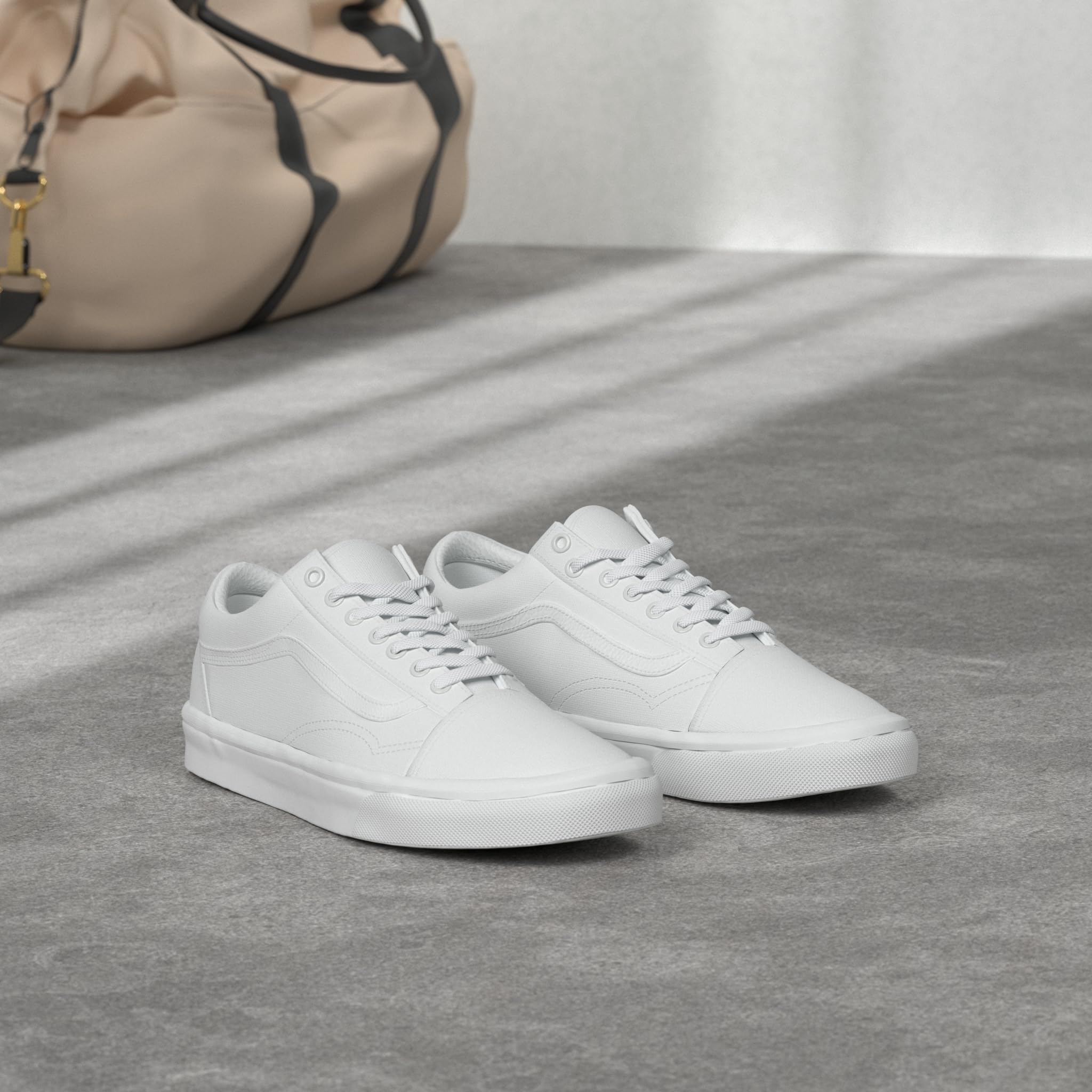 รองเท้าผ้าใบวานส์ รุ่น Old Sko - Vans Shoes Old Skool บทวิจารณ์และราคา
